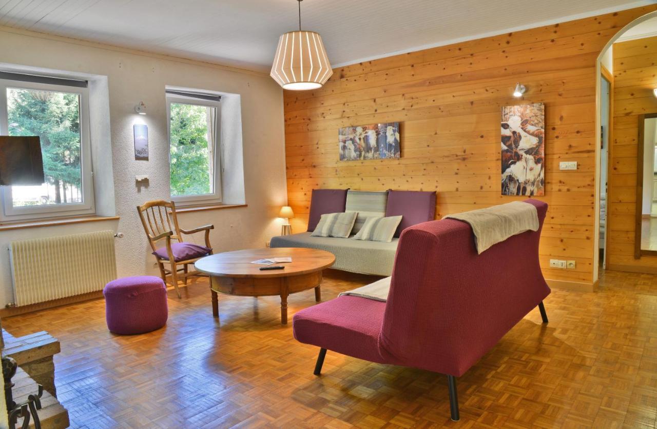 מונטריון Appartement 6 Pers 70 M² Dans Chalet Chez Marie מראה חיצוני תמונה