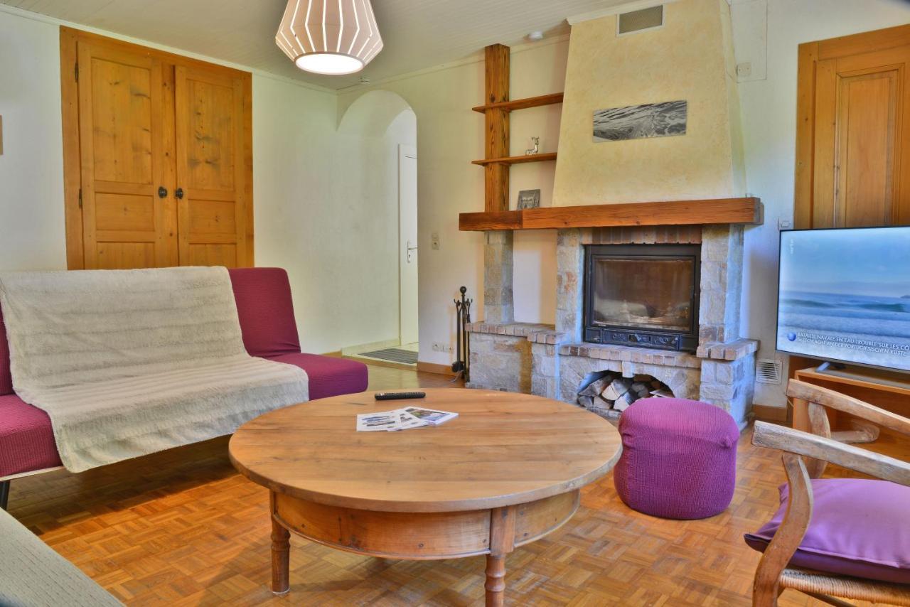 מונטריון Appartement 6 Pers 70 M² Dans Chalet Chez Marie מראה חיצוני תמונה